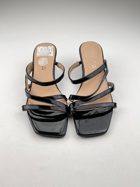 Zapatilla Negro Plataforma Unisa