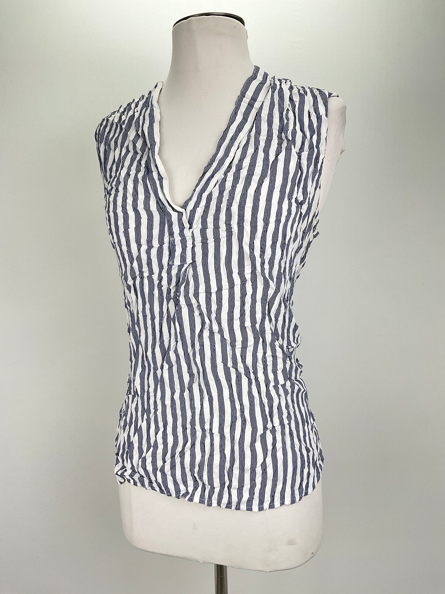 Blusa Gris de Rayas Gap