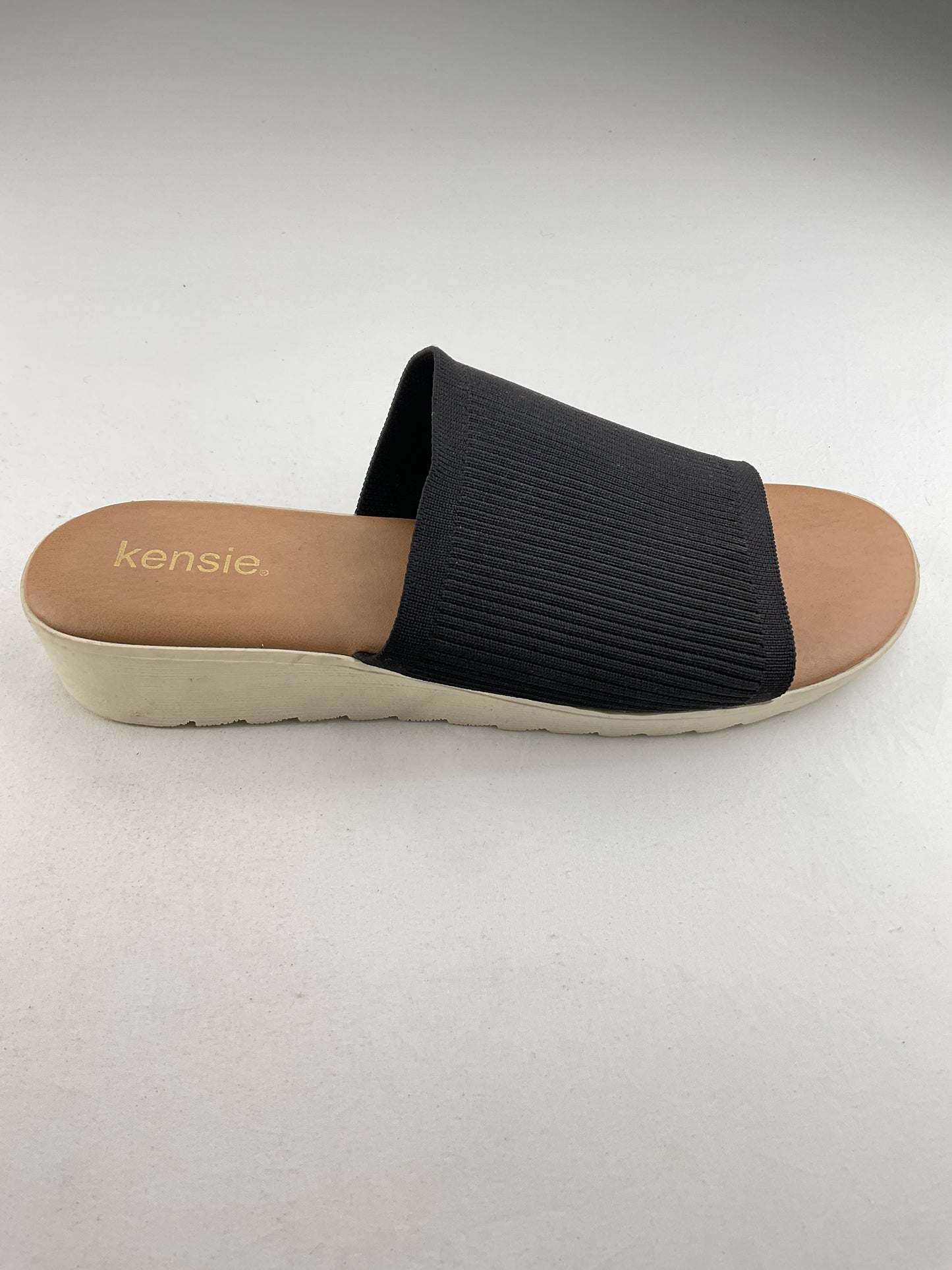 Zapatilla Negro Kensie