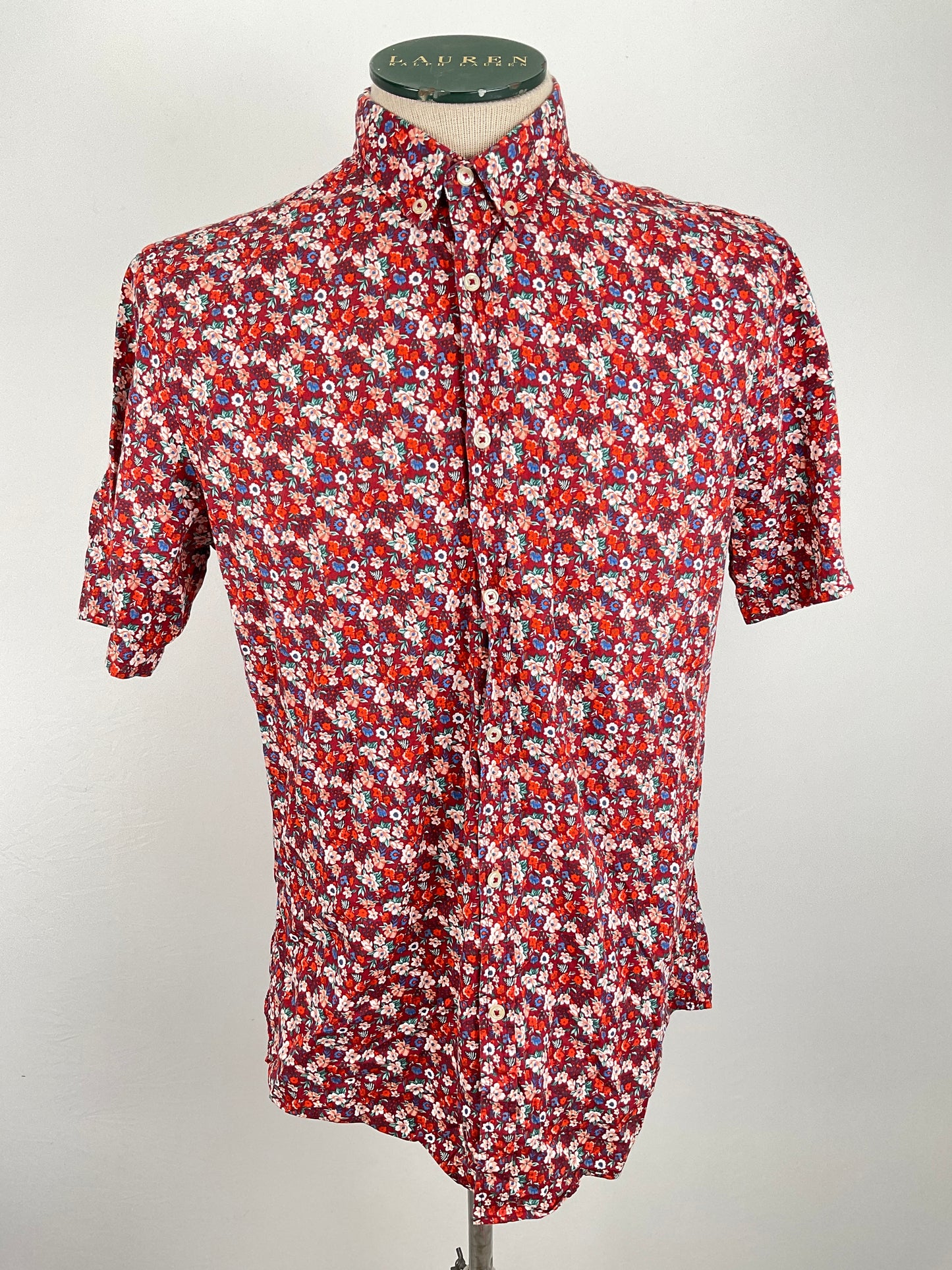 Camisa Rojo vino Floral Zara