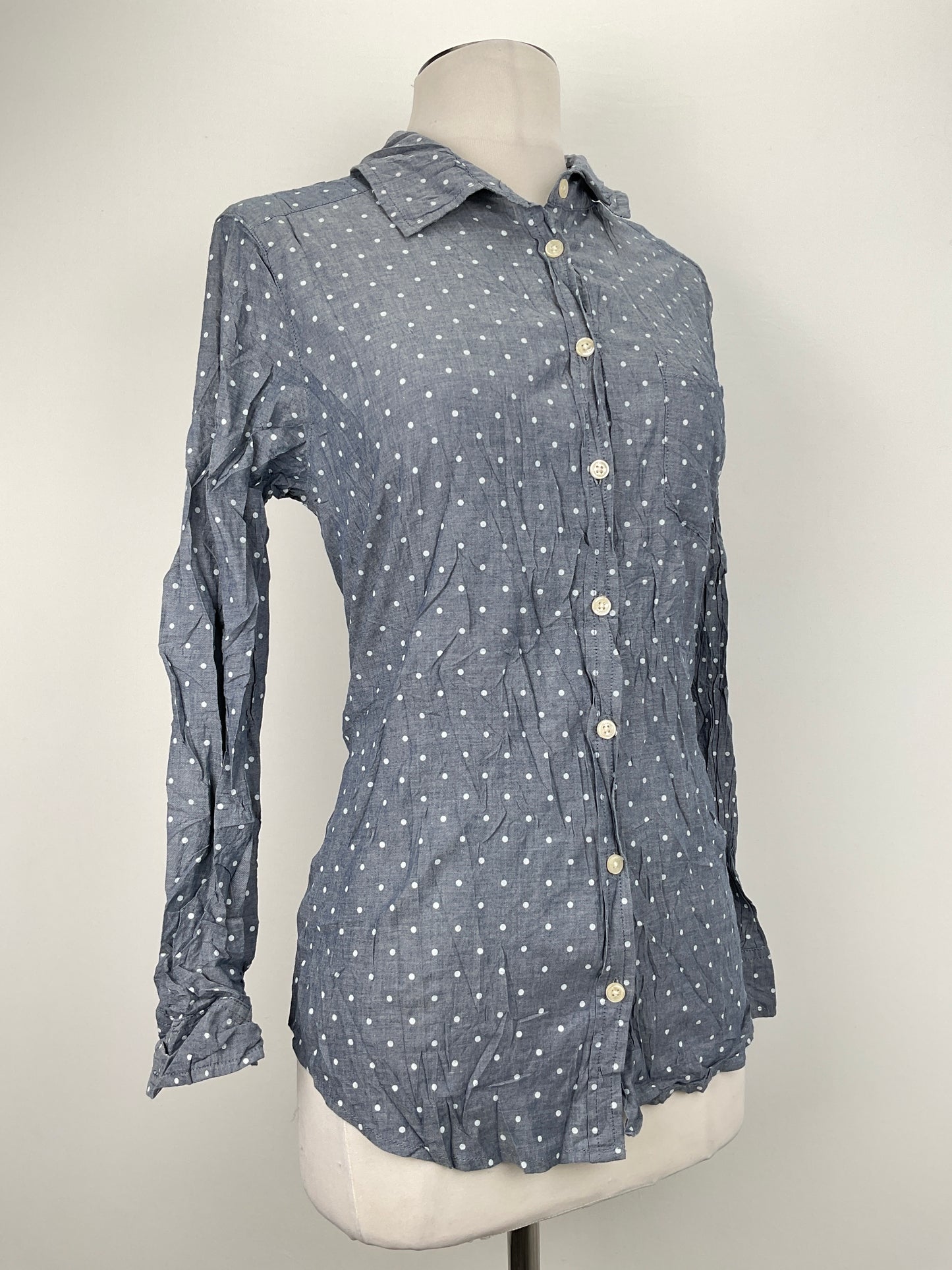 Camisa Gris de Lunares Liz Claiborne