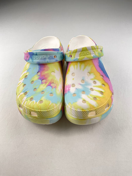 Sandalia Multicolor Crocs