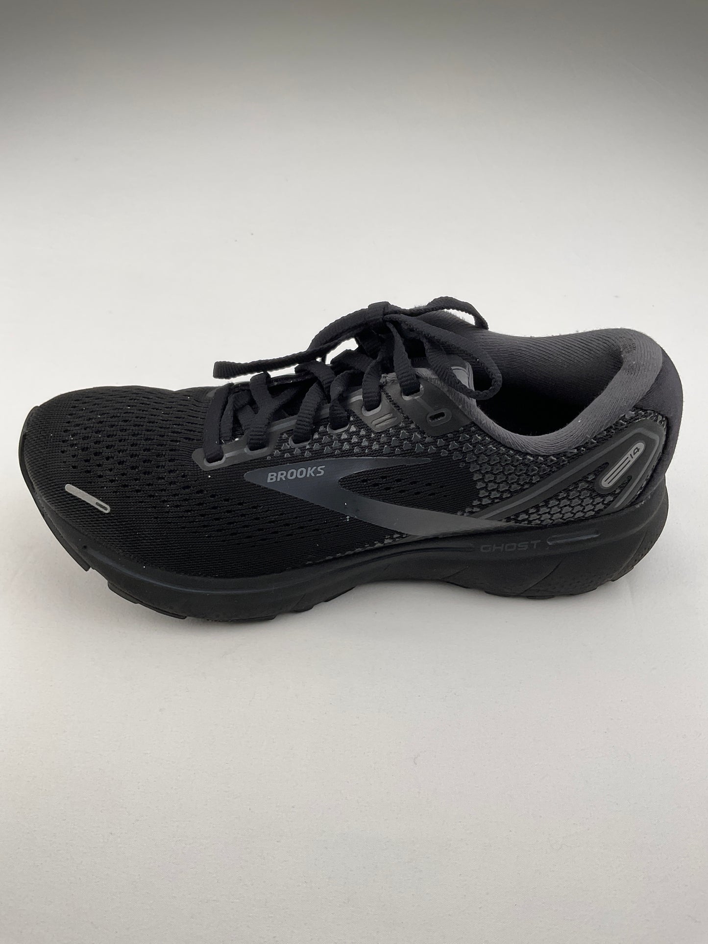 Tenis Negro Deportivo Brooks