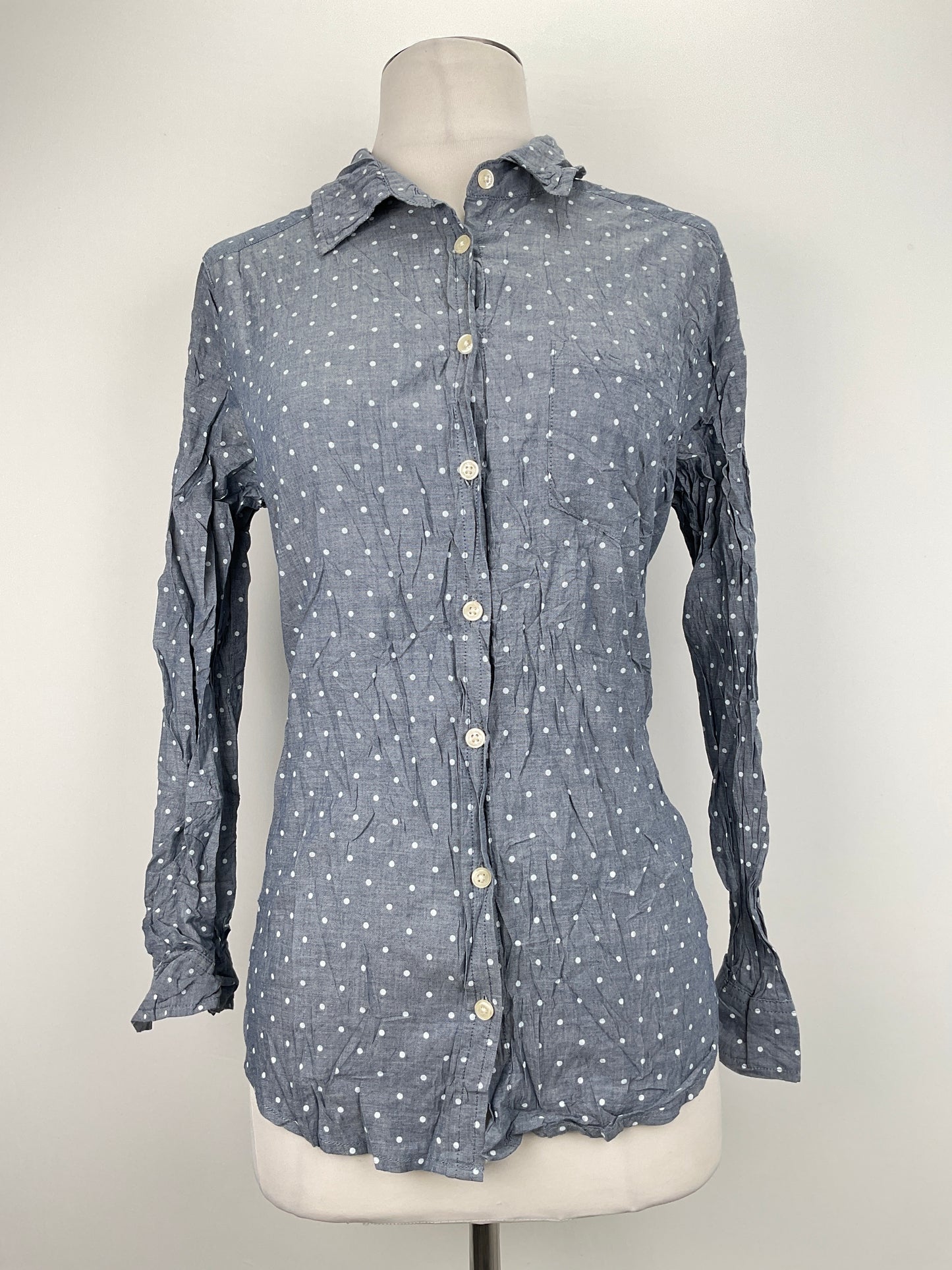 Camisa Gris de Lunares Liz Claiborne