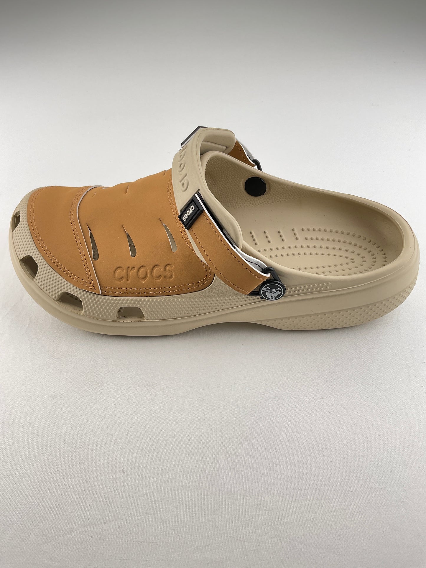 Sandalia Crema Crocs