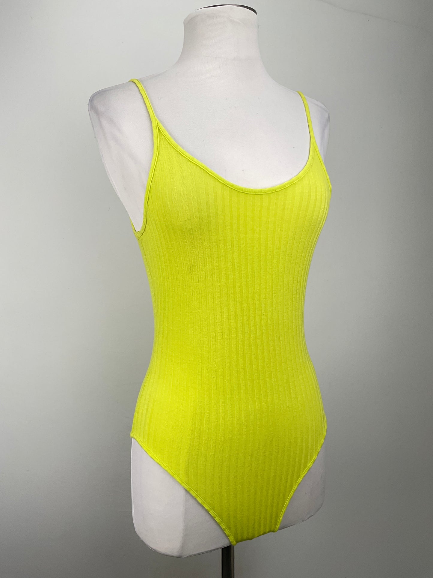 Body Verde limon Out From Under