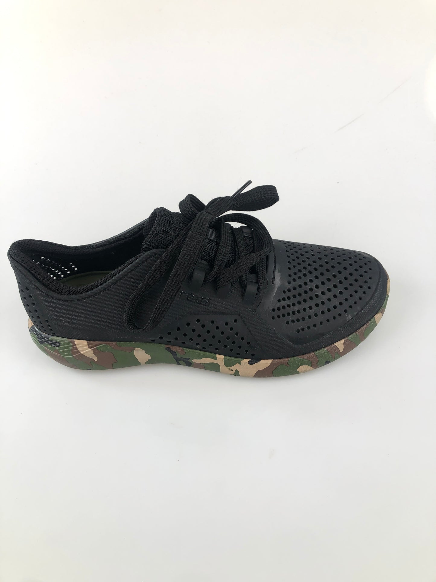 Tenis Negro Crocs