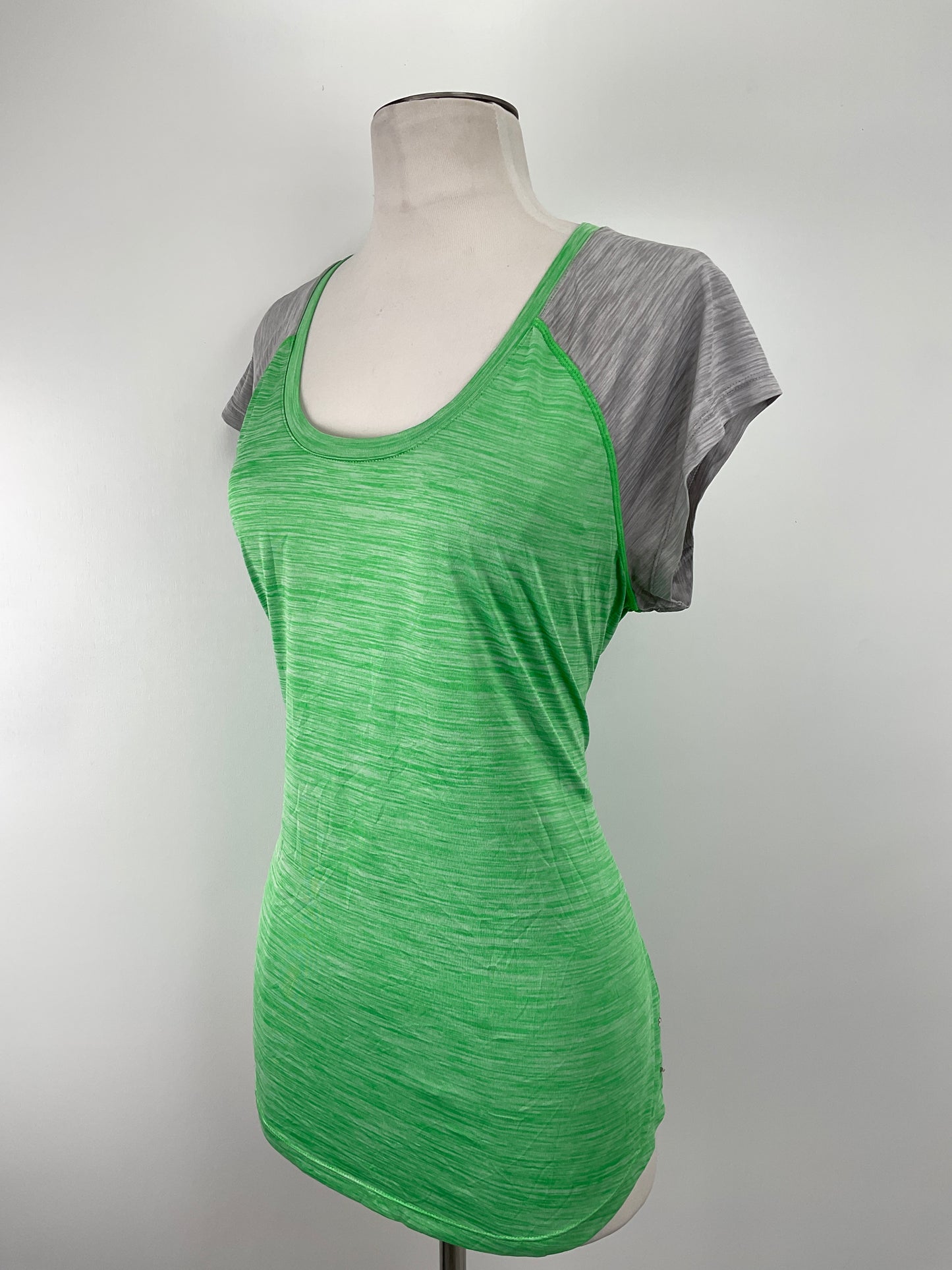 Camiseta Verde Reebok