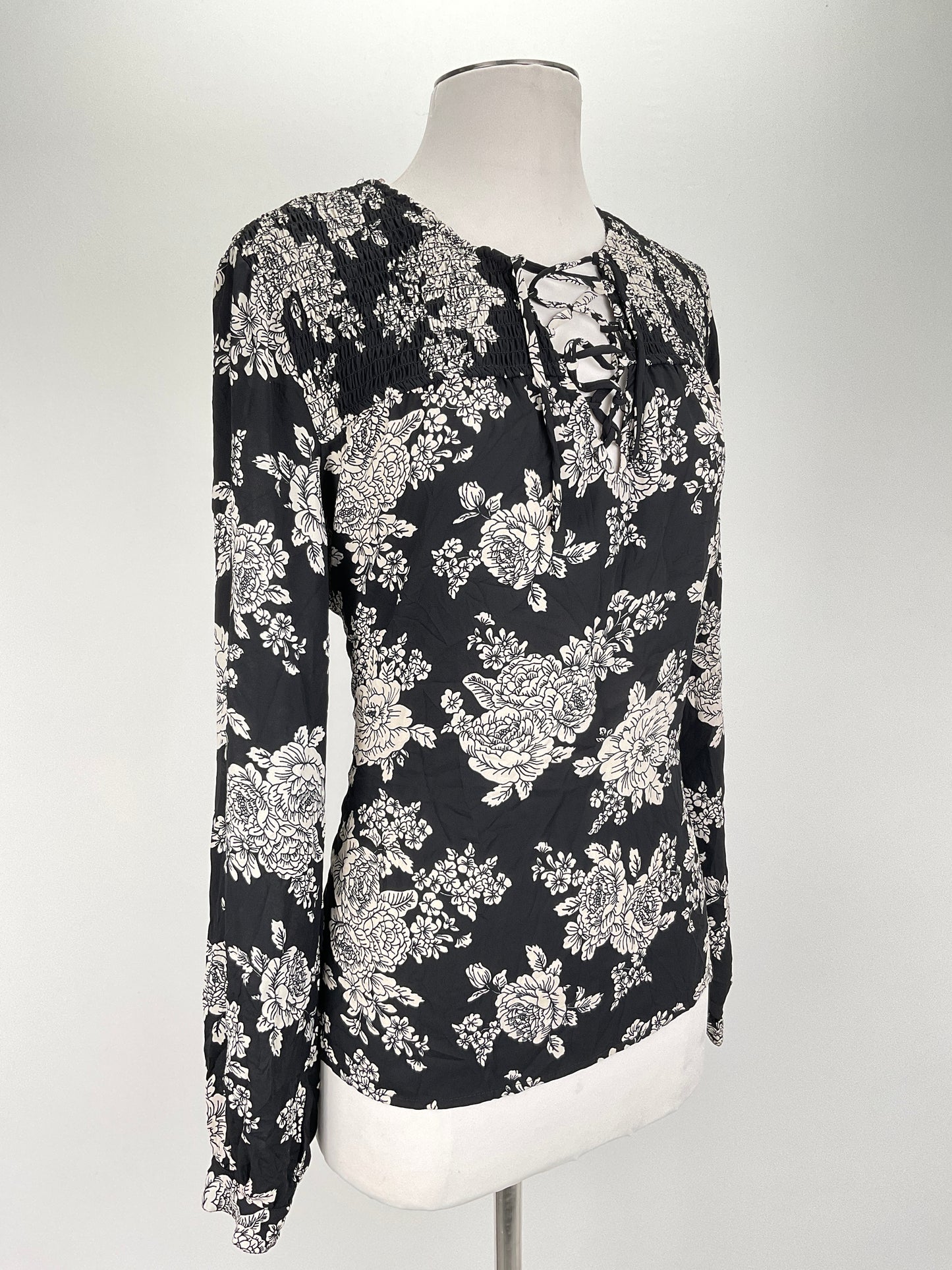 Blusa Negro Floral Trixxi