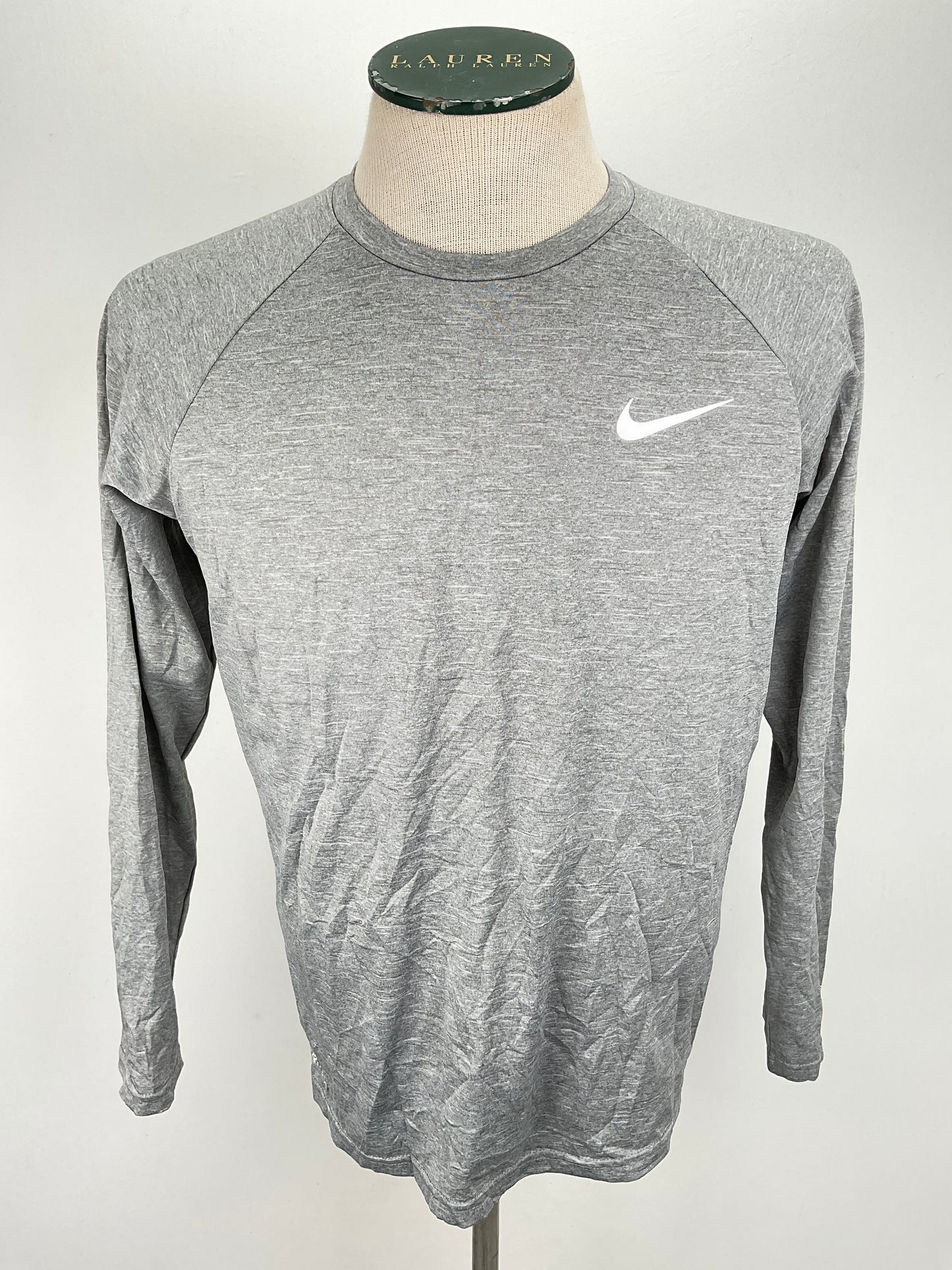 Camiseta Gris Deportivo Nike