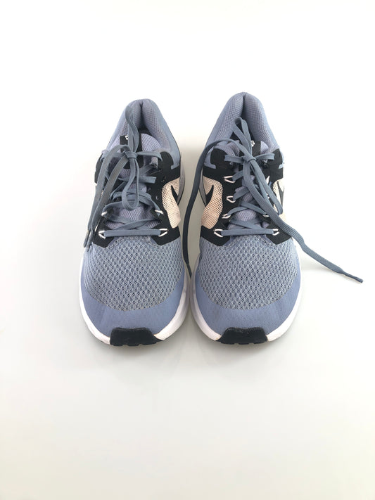 Tenis Gris azulado Nike deportivo