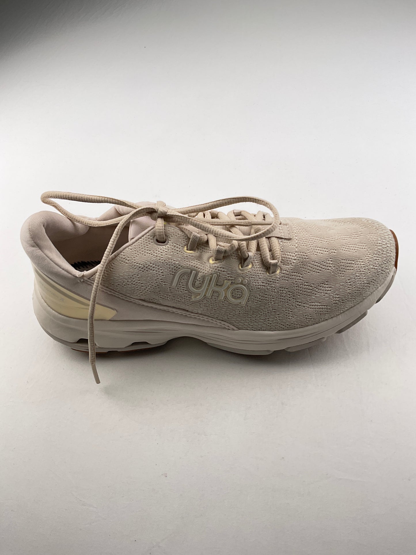 Tenis Crema Deportivo Ryka