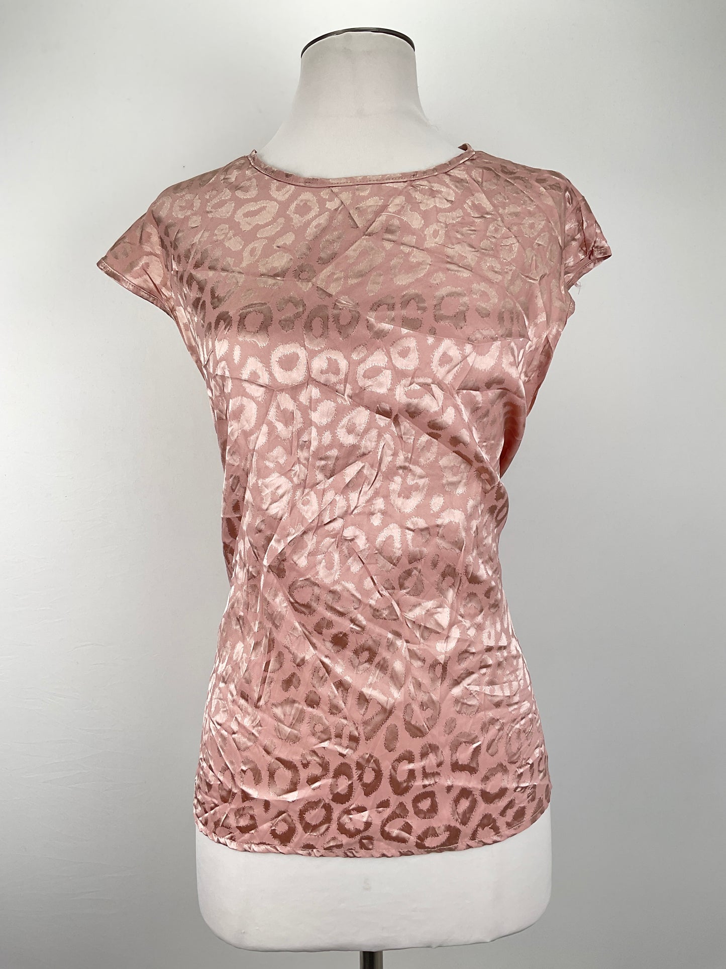 Blusa Nude de Lunares Shein