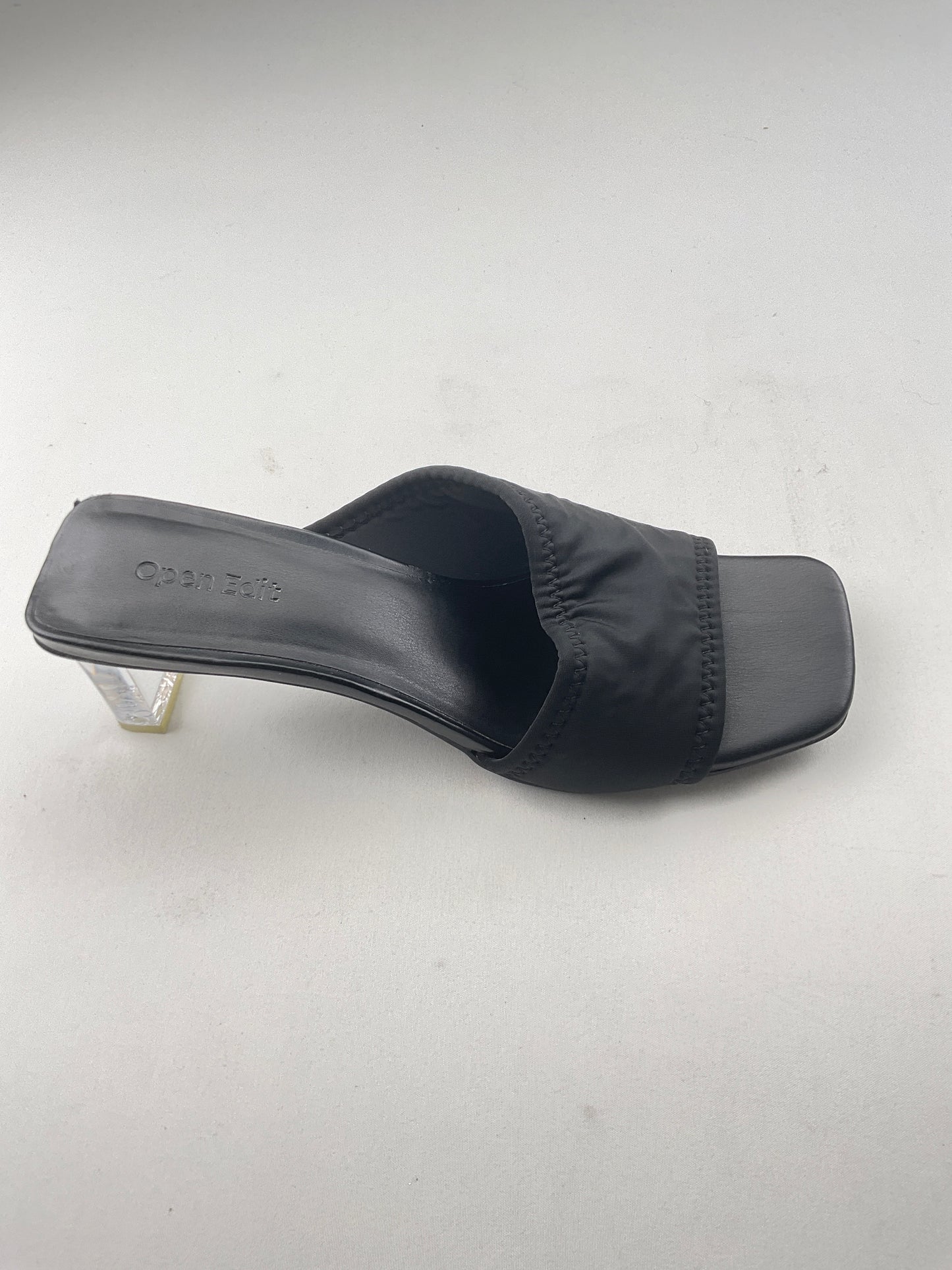 Zapatilla negro Open edit