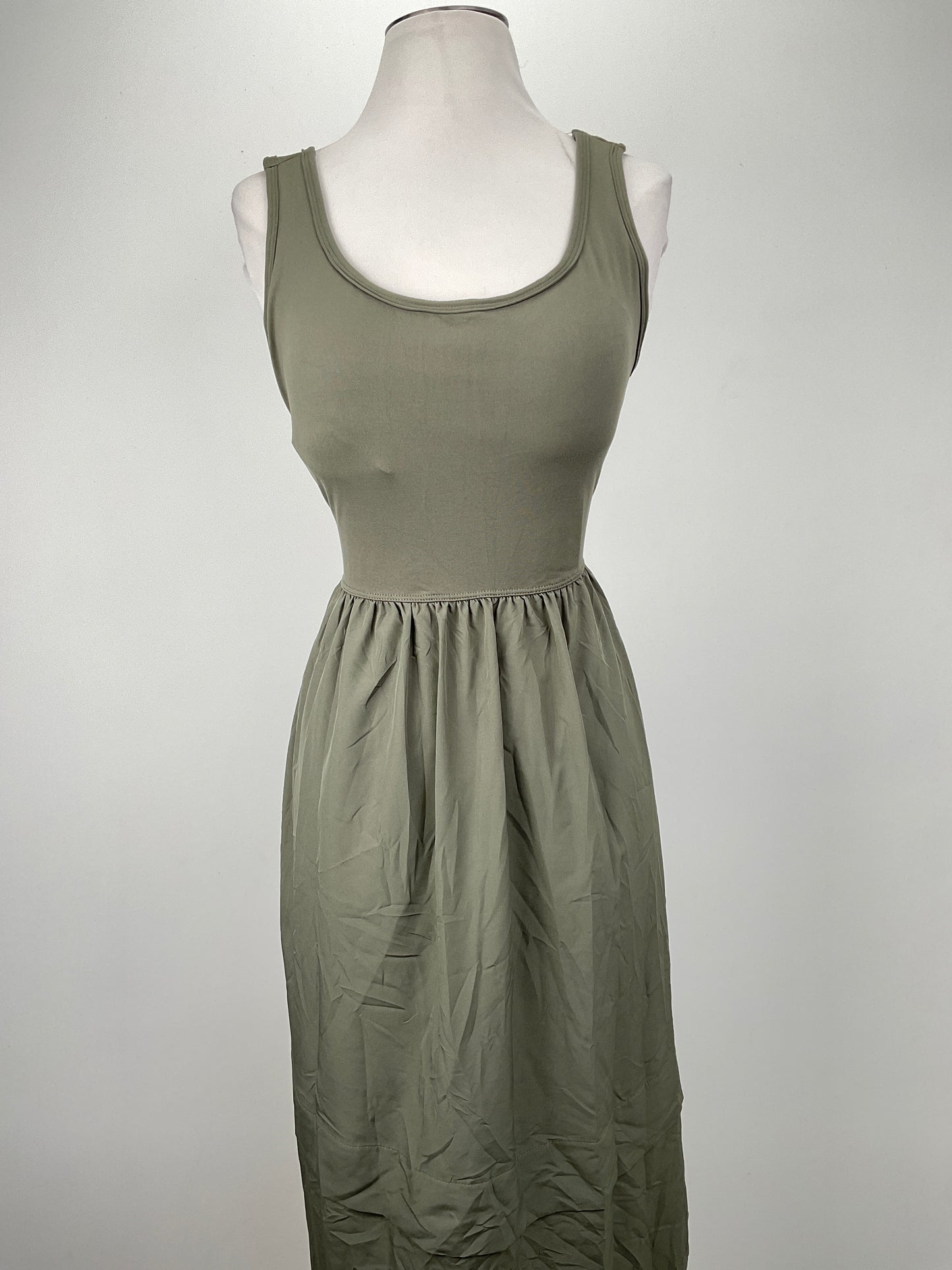 Vestido Verde Militar Serra