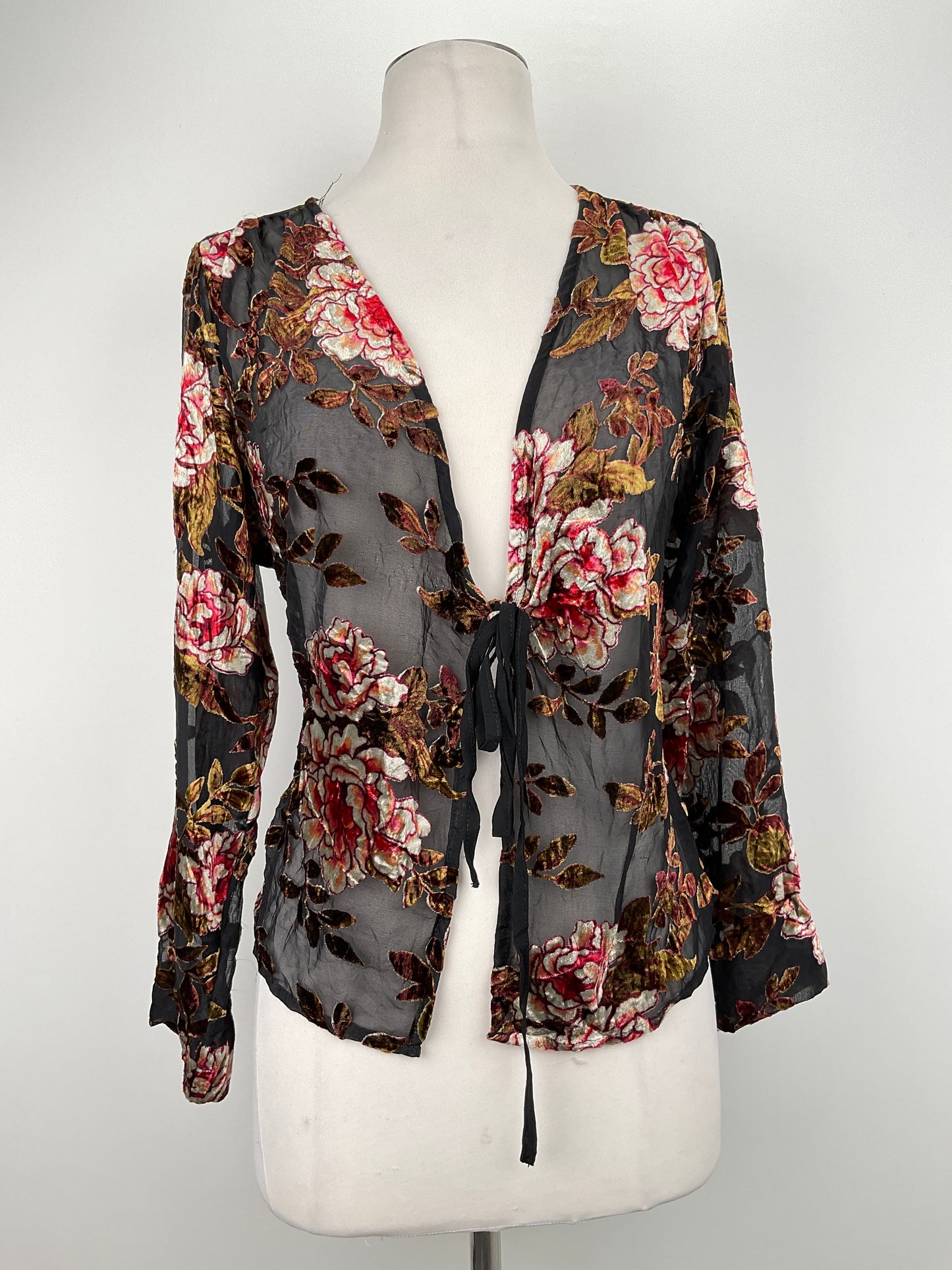 Sobre todo Negro Floral Lucy paris