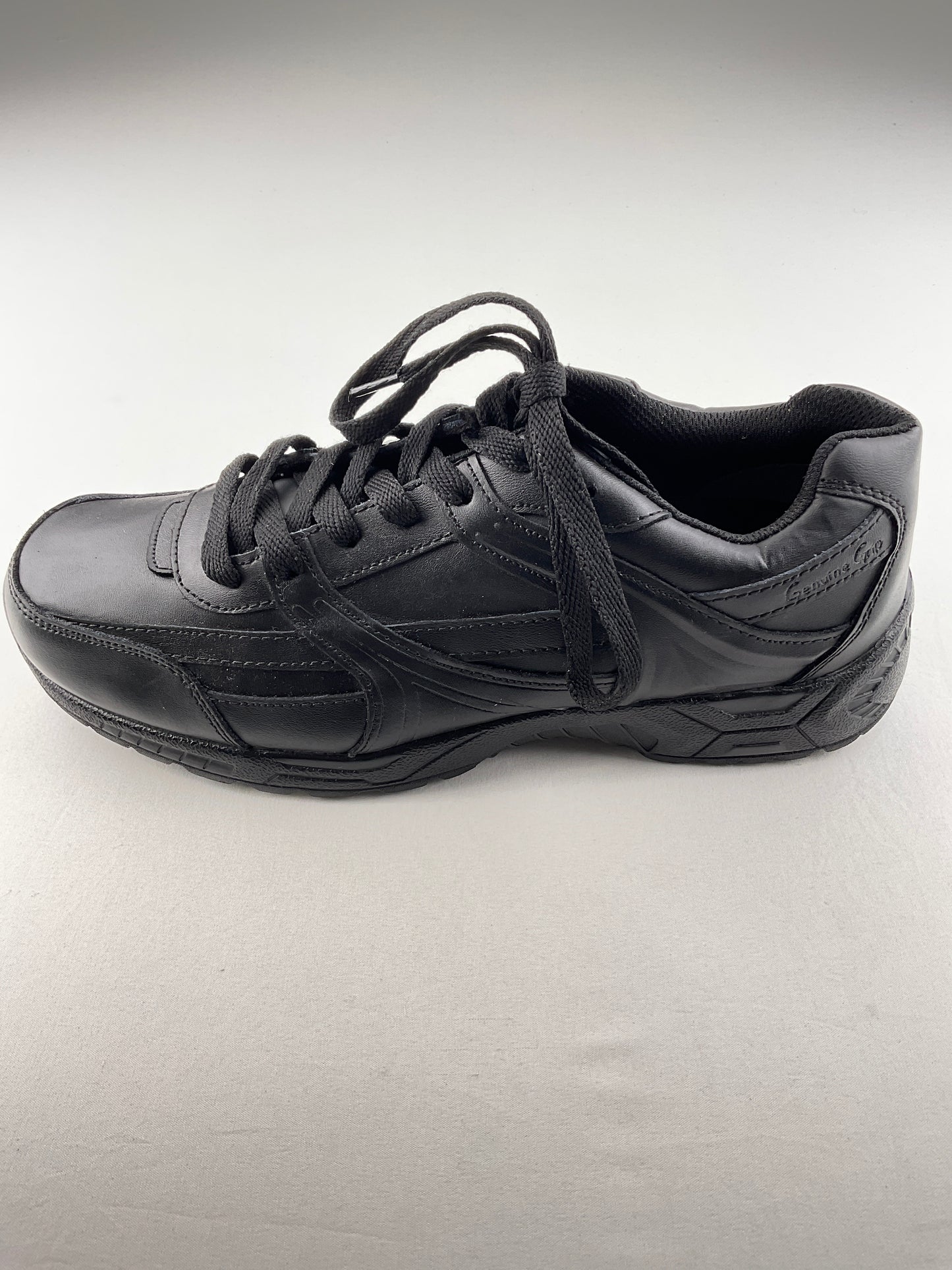 Tenis Negro Deportivo Genuine Grip