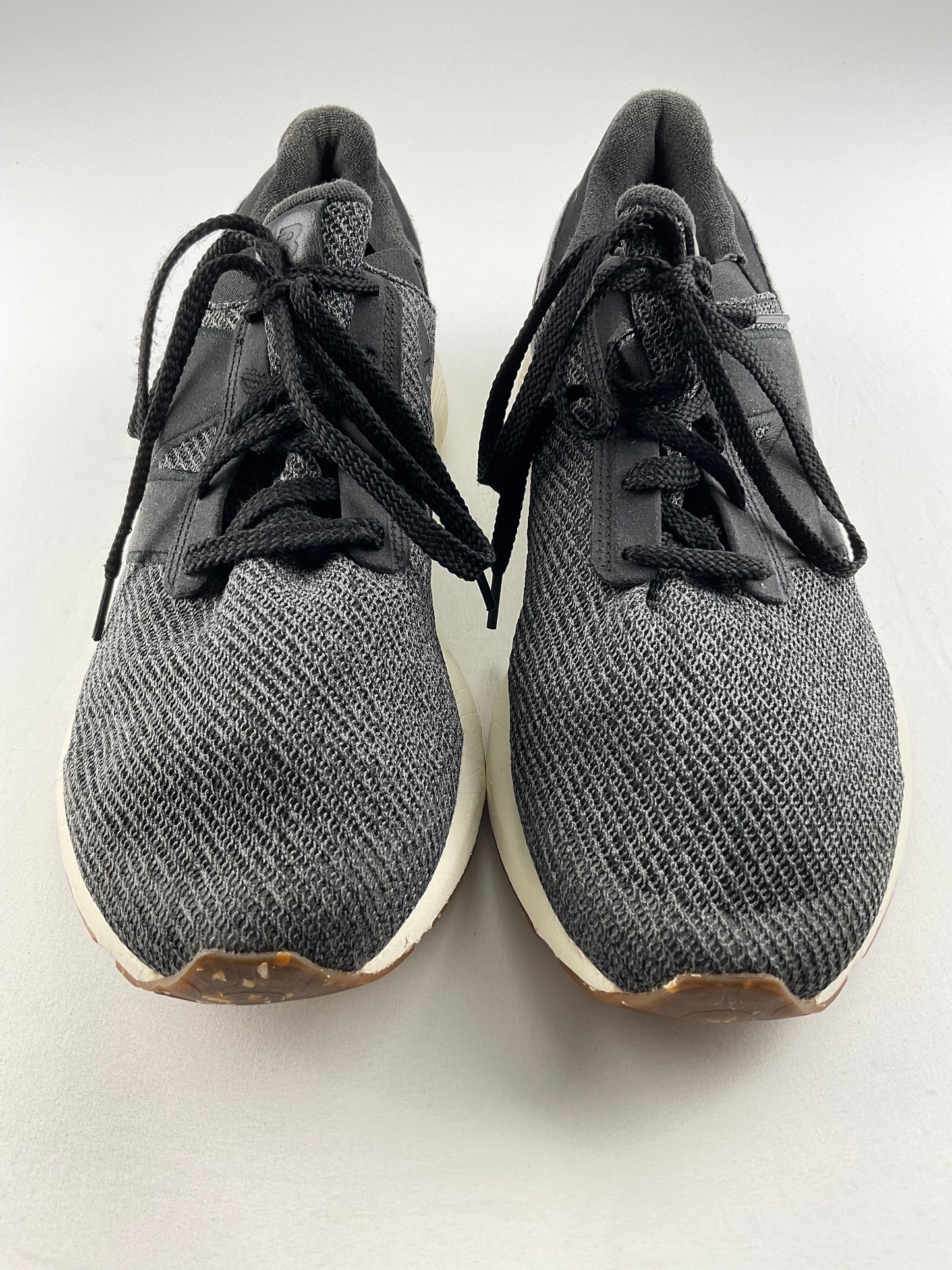 Tenis Gris Deportivo New Balance