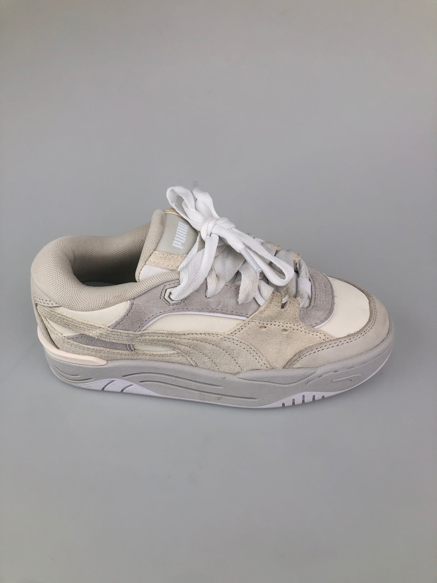 Tenis Crema Puma