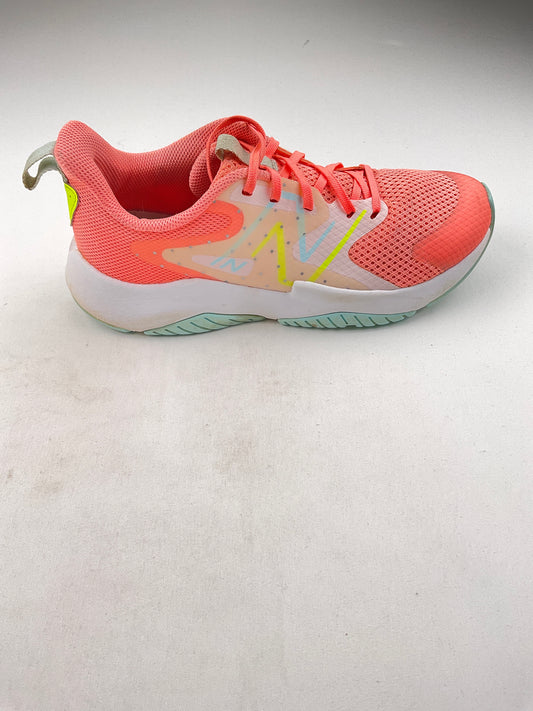 Tenis naranja NB Deportivo