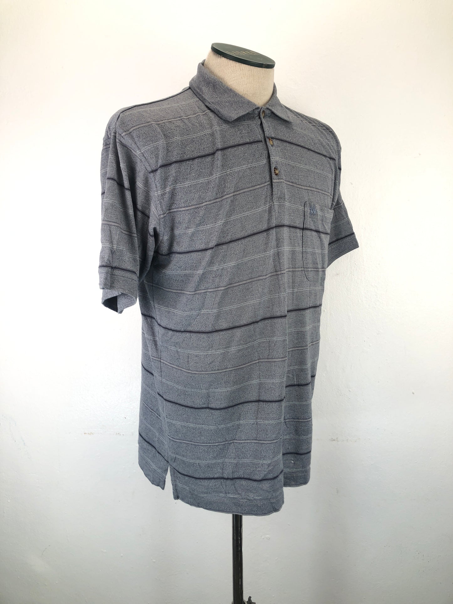 Camiseta Gris de Rayas Knights