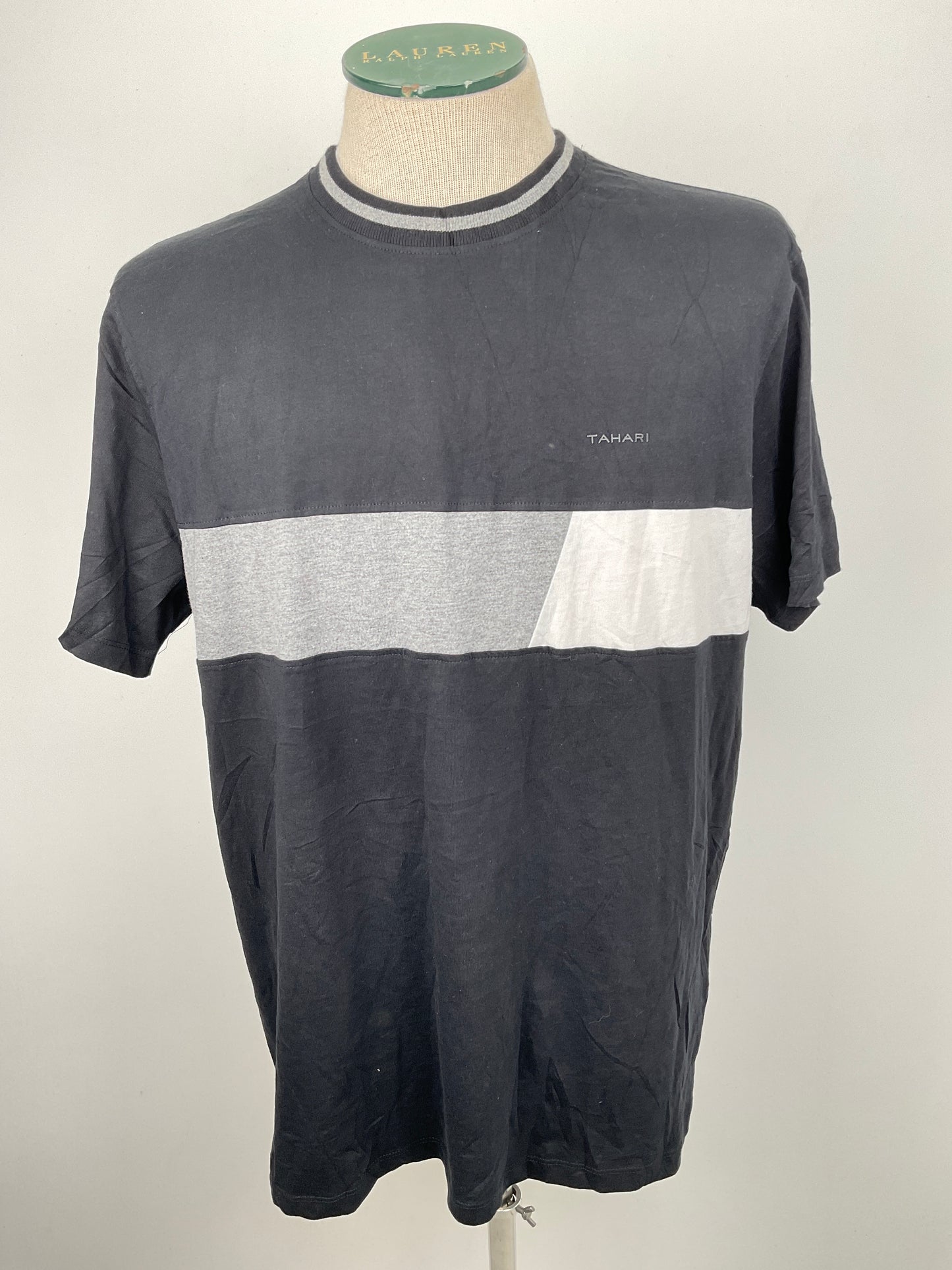 Camiseta Negro Tahari