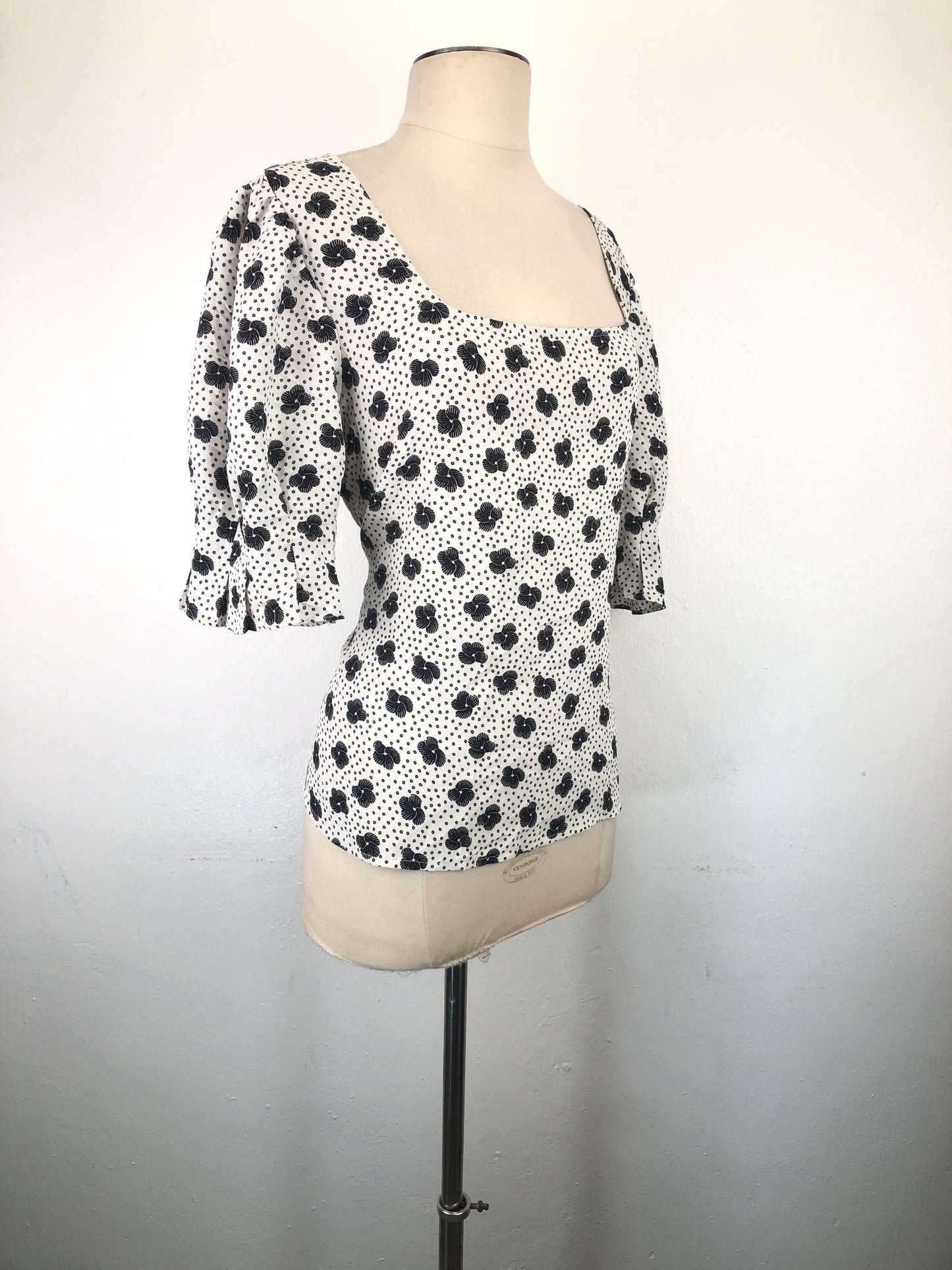 Blusa Blanco de Flores Ann Taylor