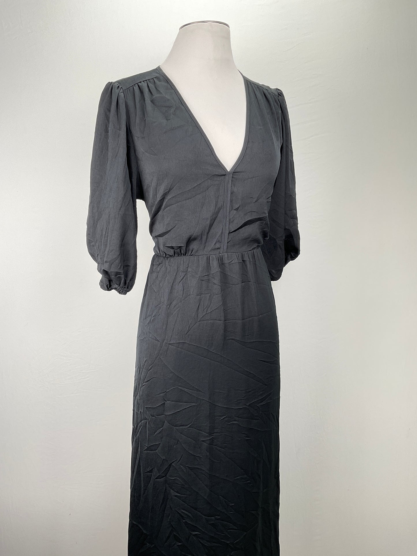 Vestido Negro Gap