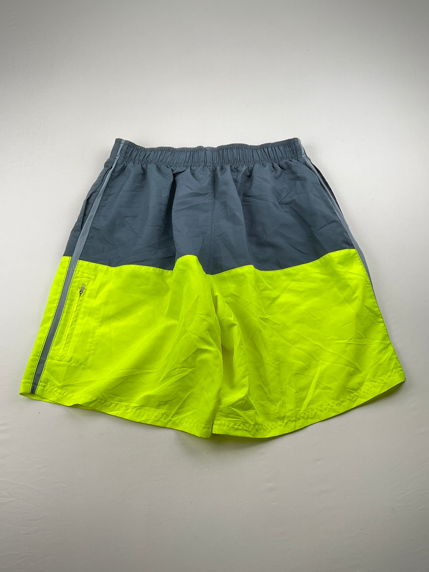 Short Gris Deportivo Nike