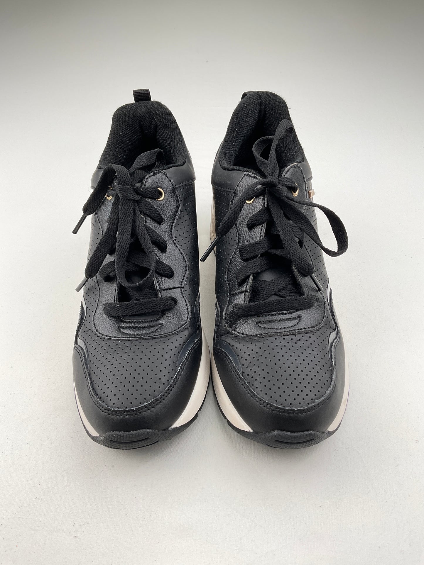 Tenis Negro Skechers