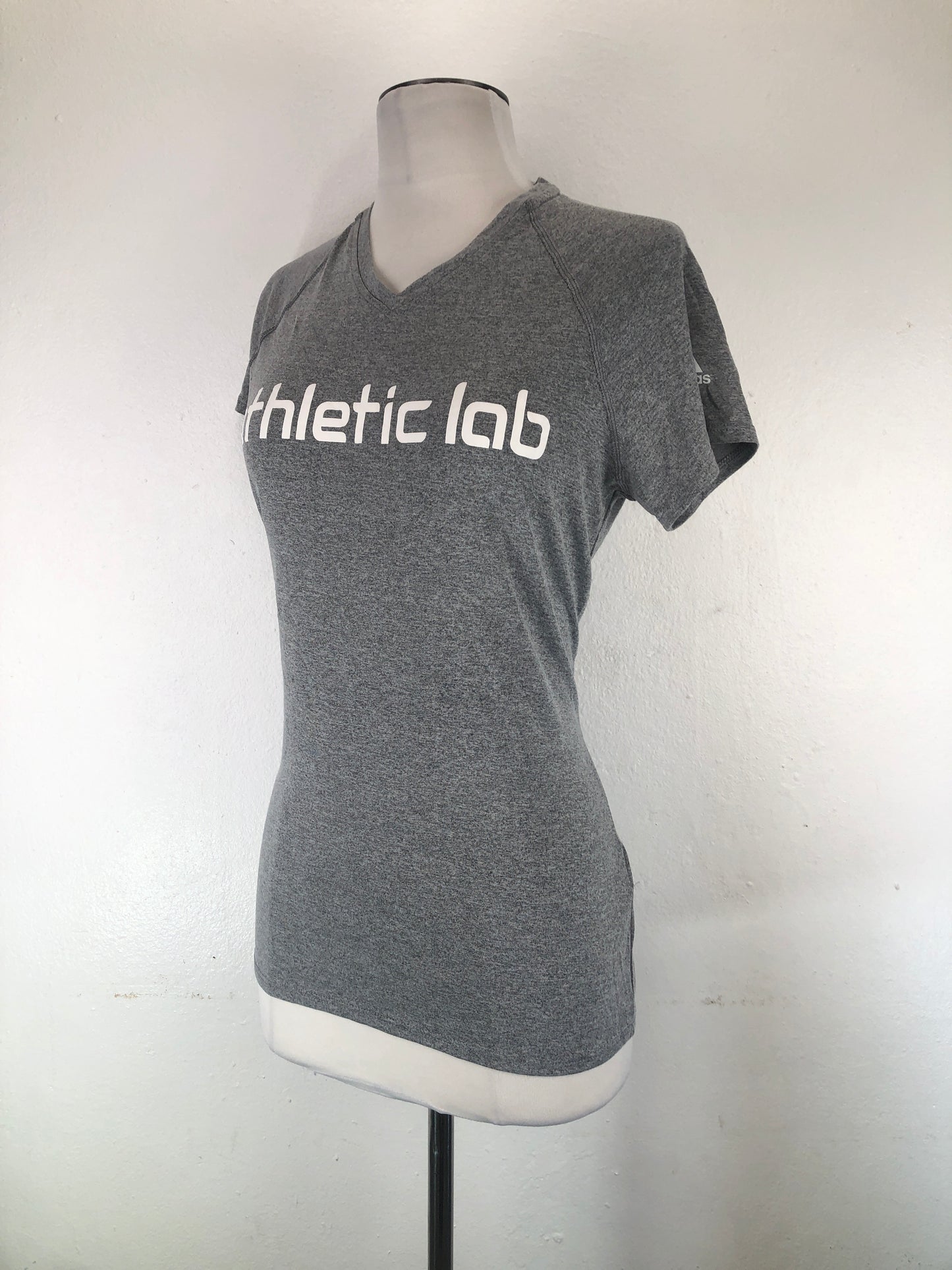 Camiseta Gris Adidas