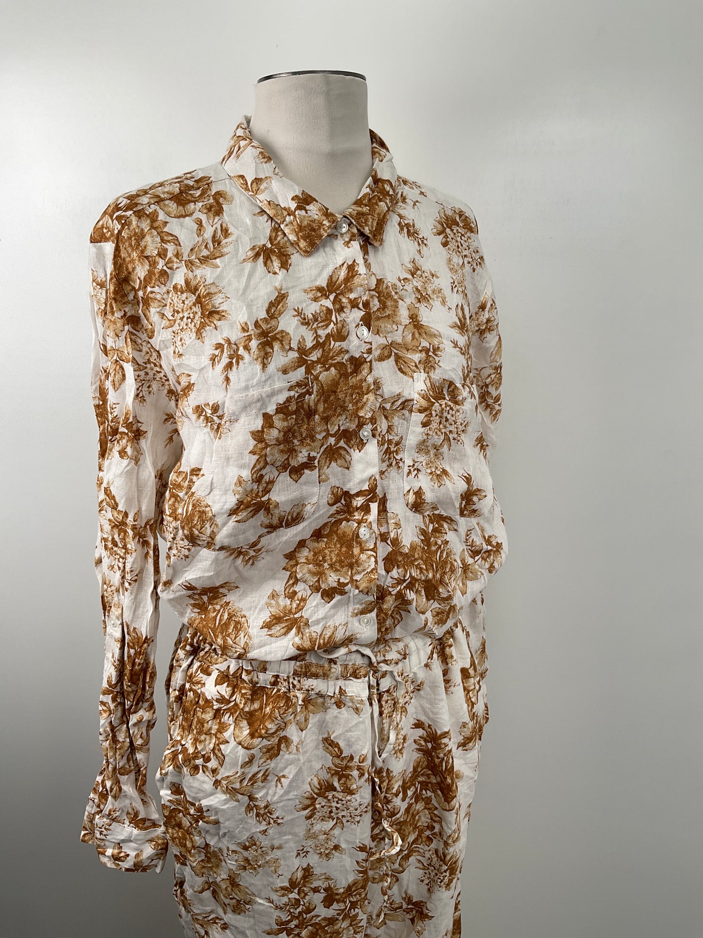 Conjunto Crema Floral Charter Club
