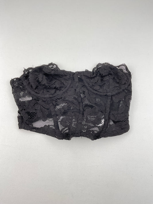 Top Negro Floral Kendall Kylie