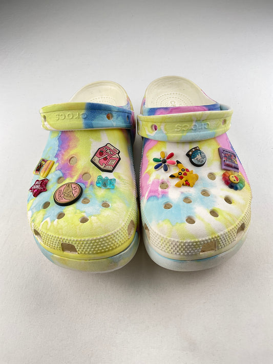 Sandalia Multicolor Crocs