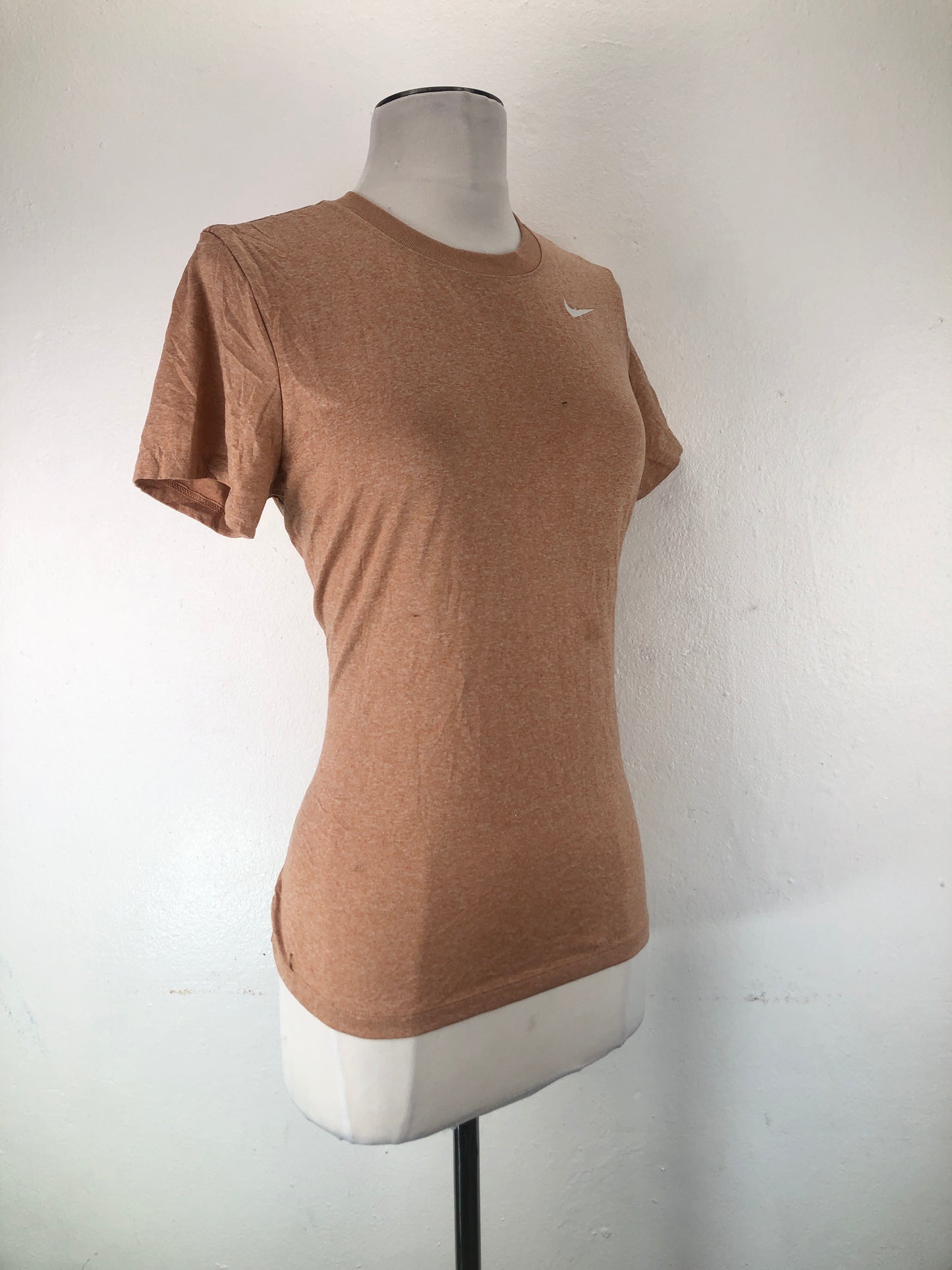 Camiseta Nude Deportivo Nike