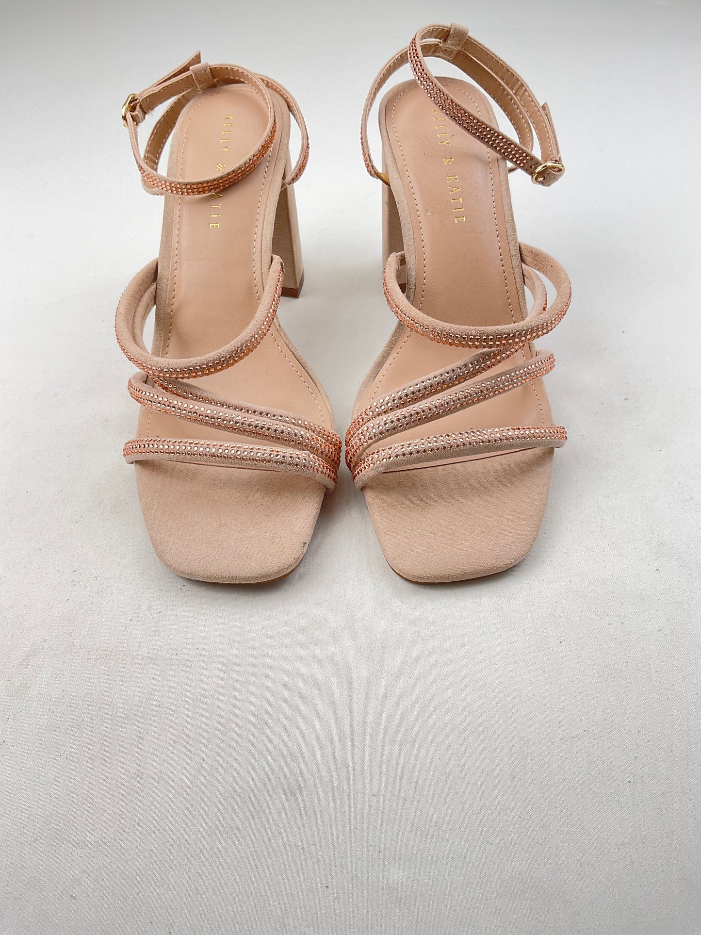 Zapatilla crema Kelly kattie