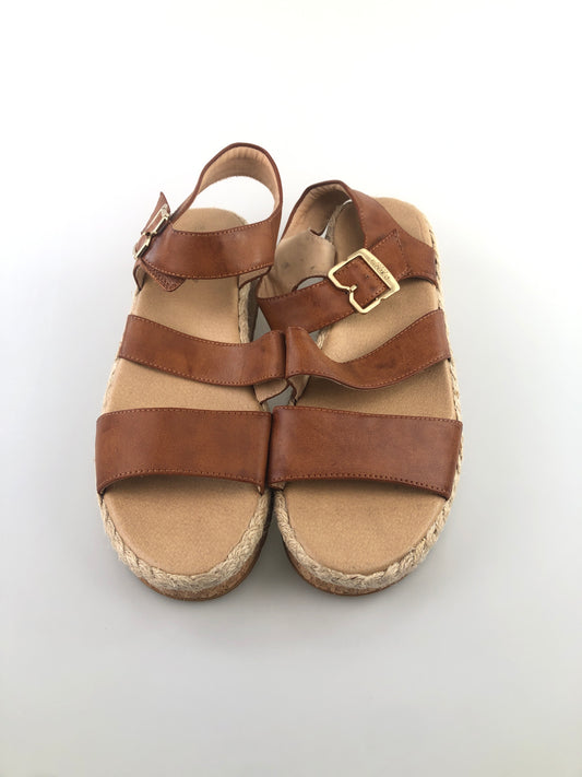 Zapatilla Marron de Plataforma Dr Scholls