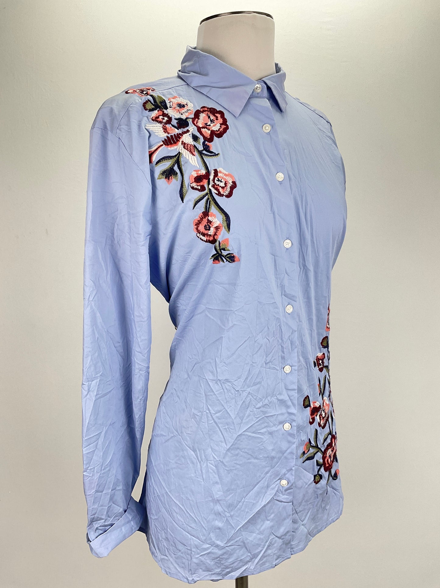Camisa Azul claro Floral Ann Taylor