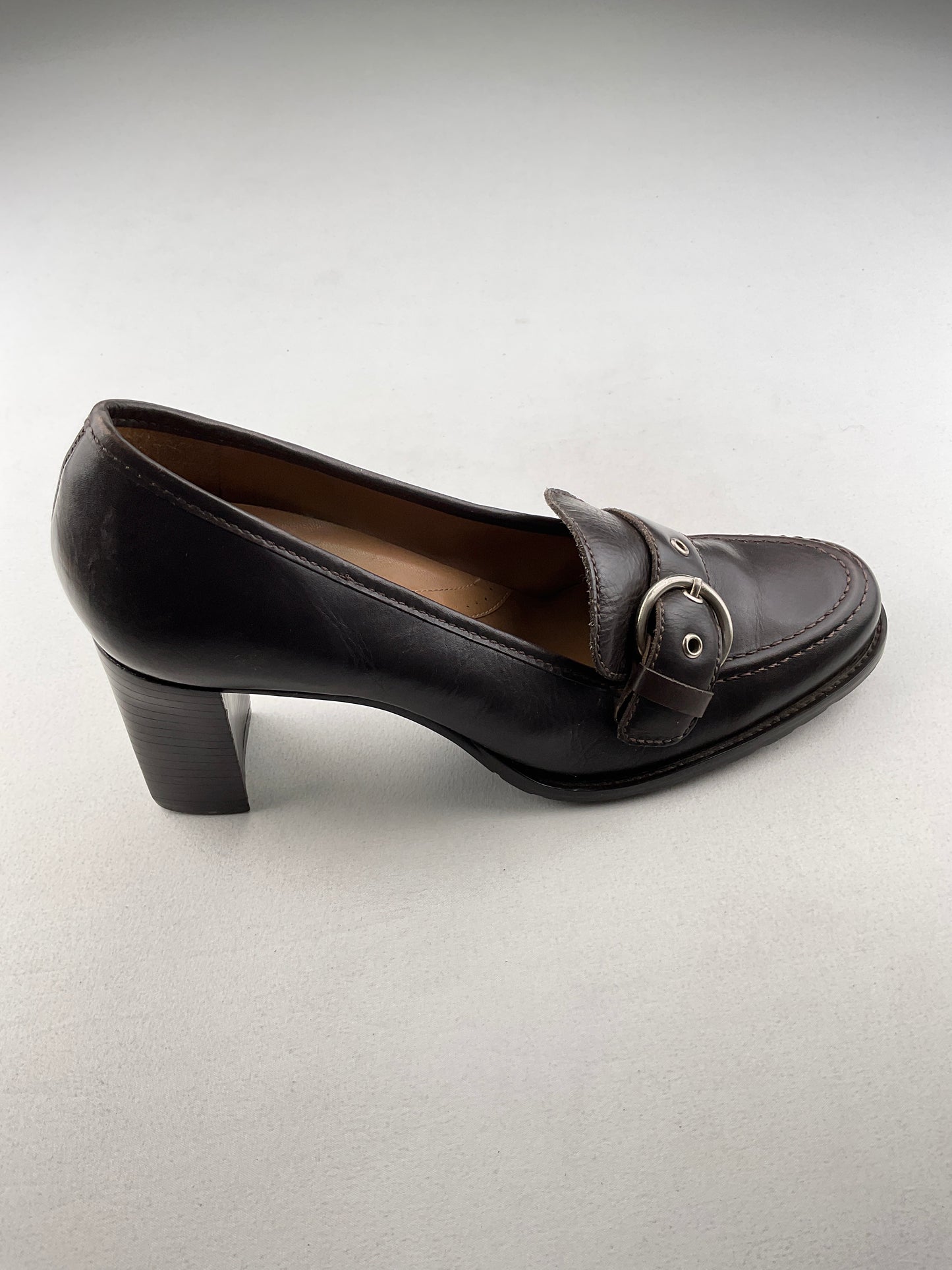 Zapatos Marron de Tacón Naturalizer