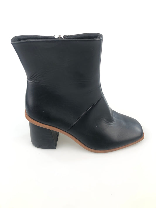 Botas Negro Time and Tru