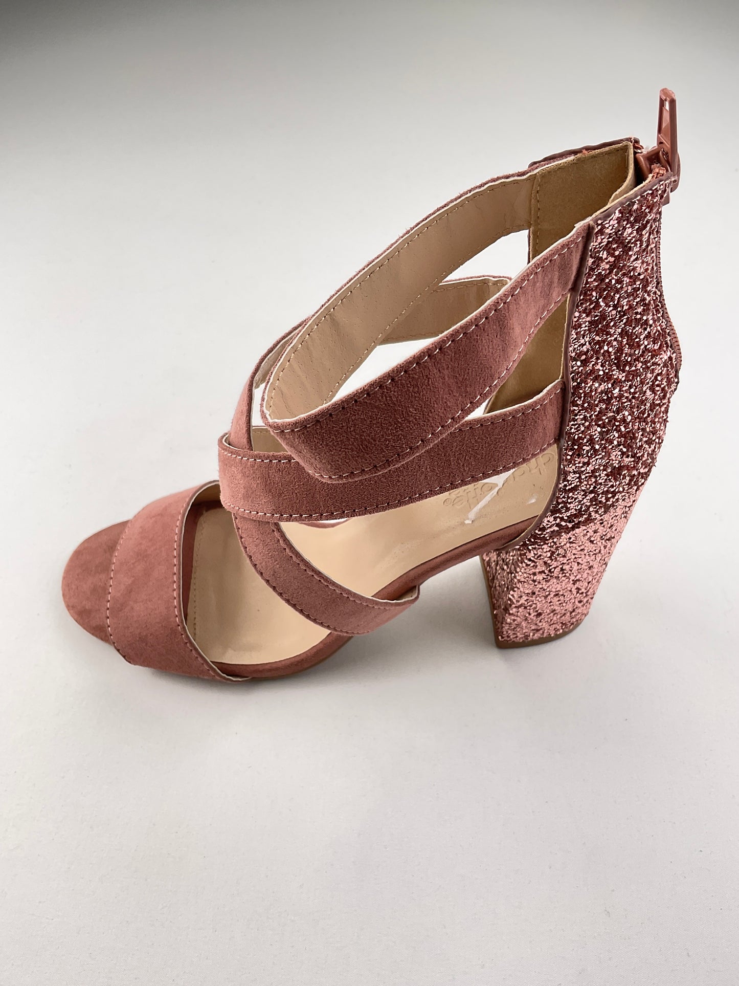 Zapatilla Nude Brillo Charlotte Russe