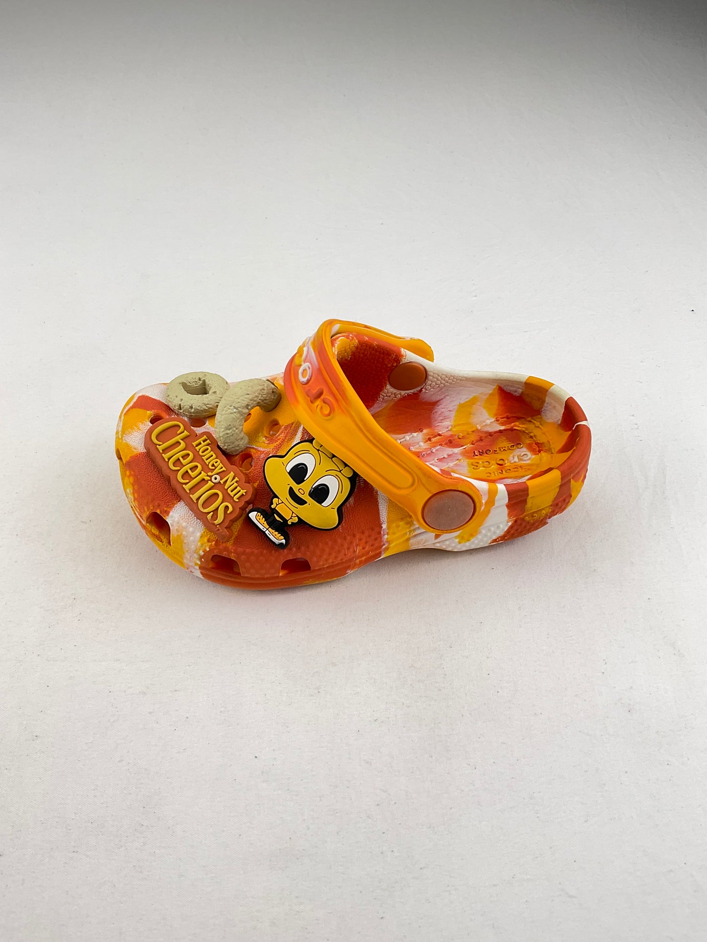 Sandalia Multicolor Crocs