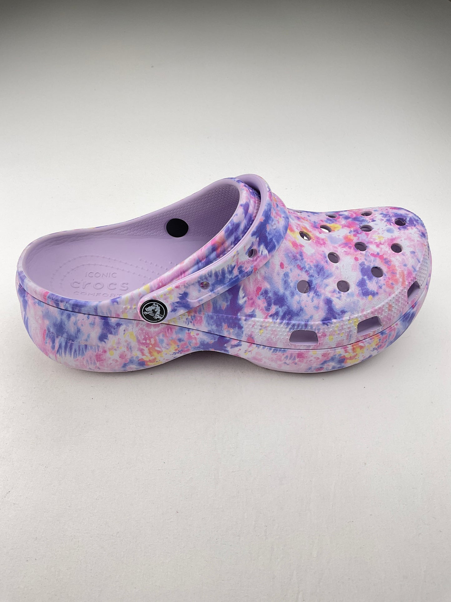 Sandalia Multicolor Crocs