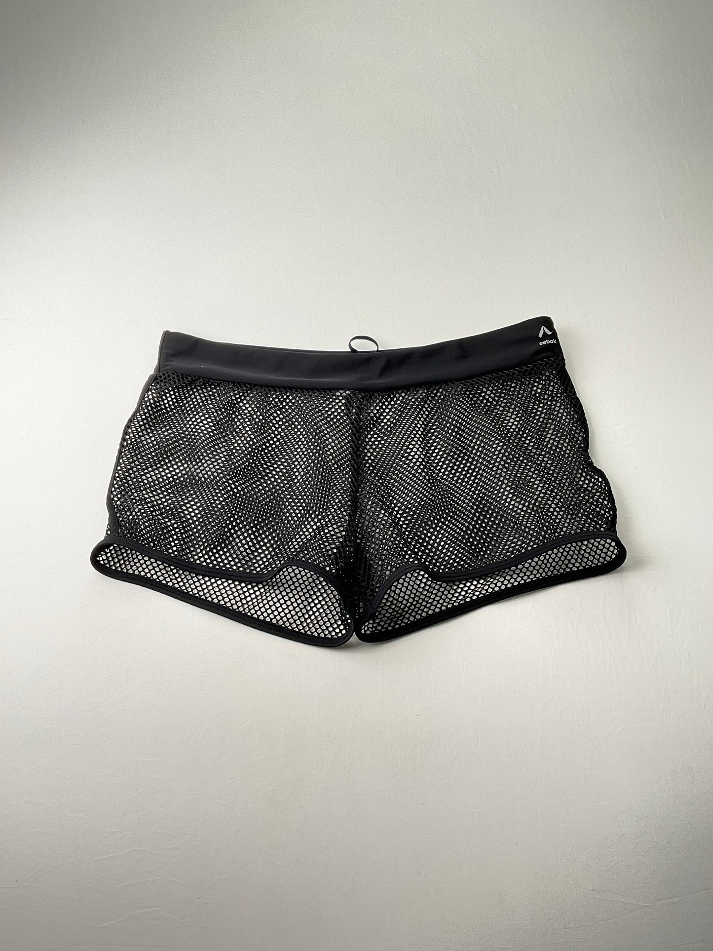 Short Negro Reebok