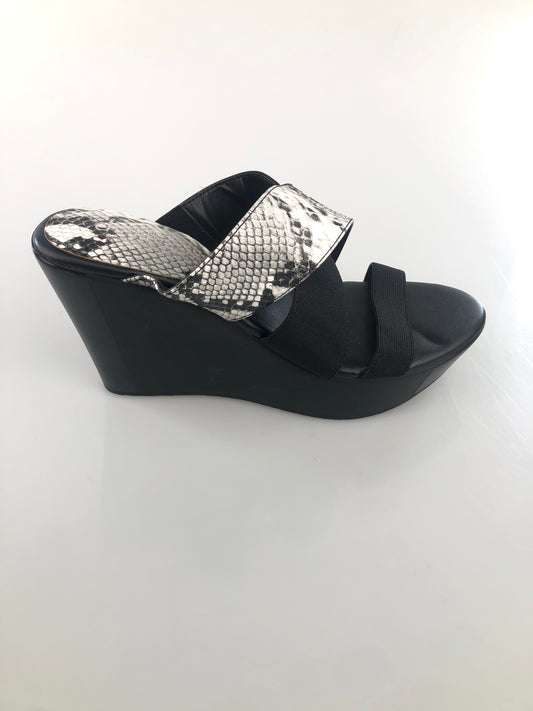 Zapatilla Negro de Plataforma   Charles