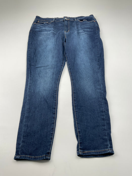 Pantalón A	zul Signature Jean