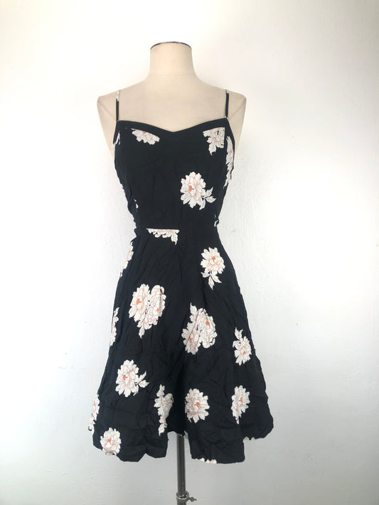 Vestido Negro de Floral Old Navy