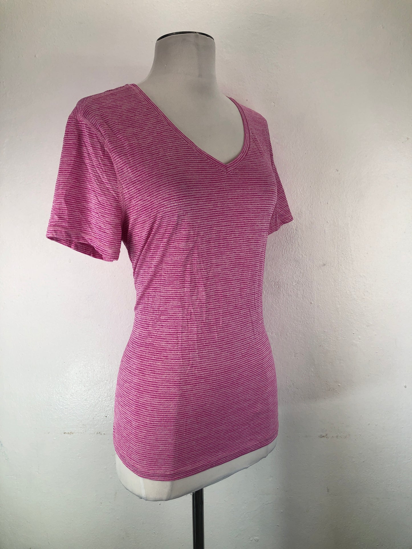 Camiseta Rosado de Rayas Athletic