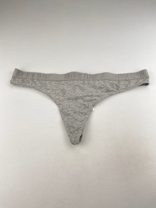 Panti Gris Calvin Klein