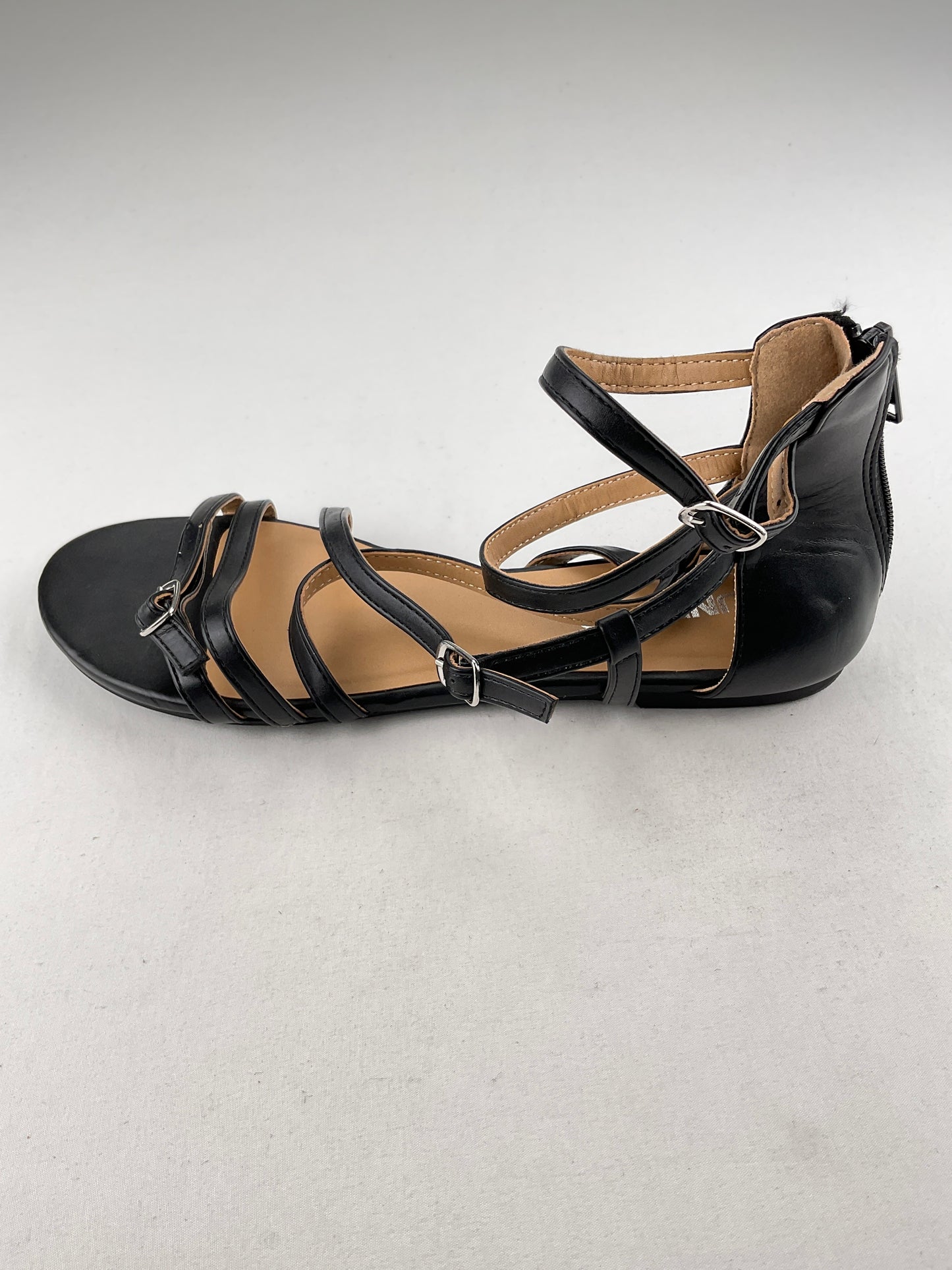 Zapatilla Negro Unr8ed